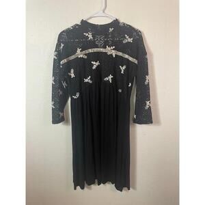 Uncle Frank Anthropologie Crochet Lace Embroidered Mock Neck Dress size S‎ Black